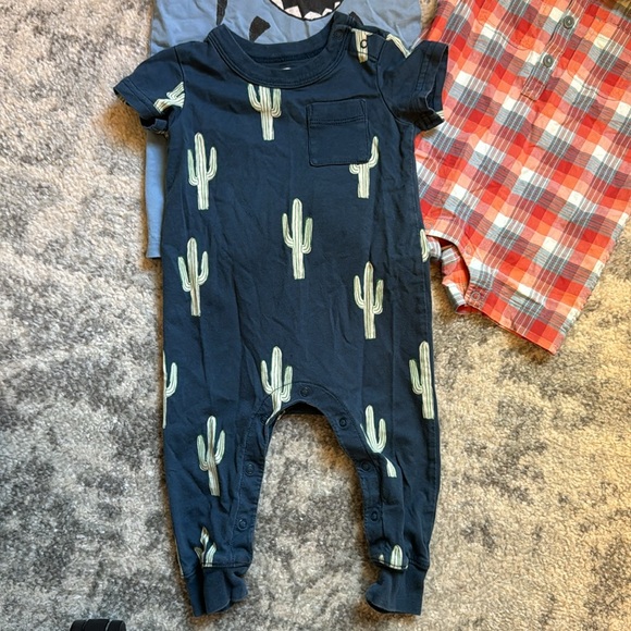 Bundle of 4 Tea collection rompers - Picture 4 of 5